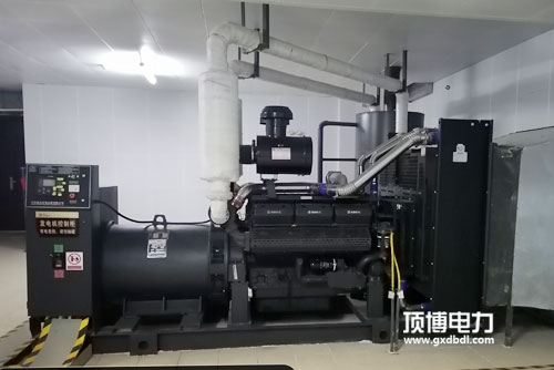 柴油發(fā)電機(jī)組使用壽命是多少年？最多能運(yùn)行長(zhǎng)時(shí)間呢